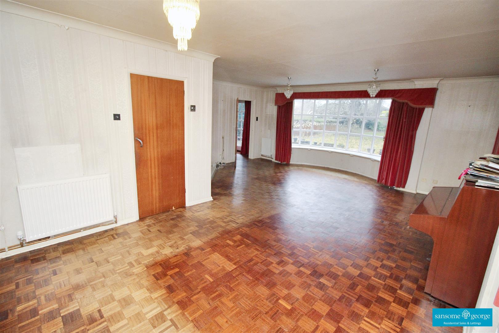 3 bed property in Halls Road, Reading